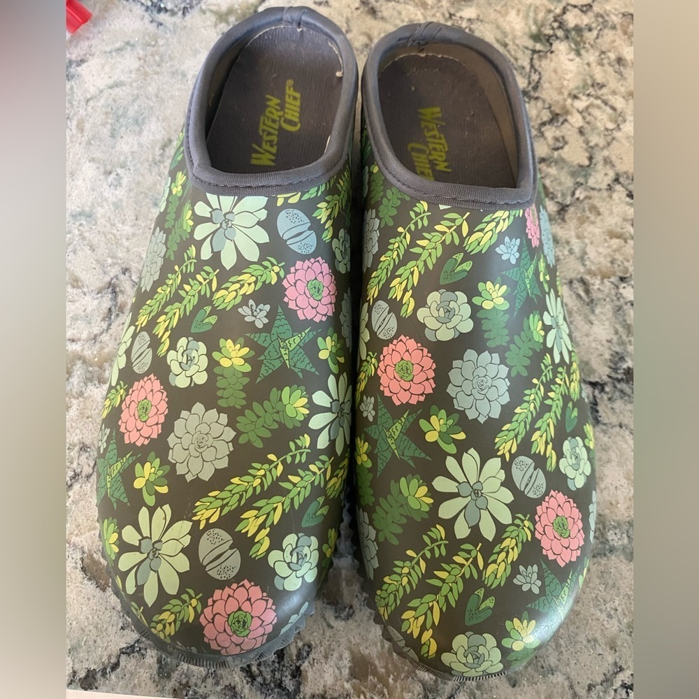 Western Chief Women's Succulents Garden Classic Rain Slip On Clog women SZ 10